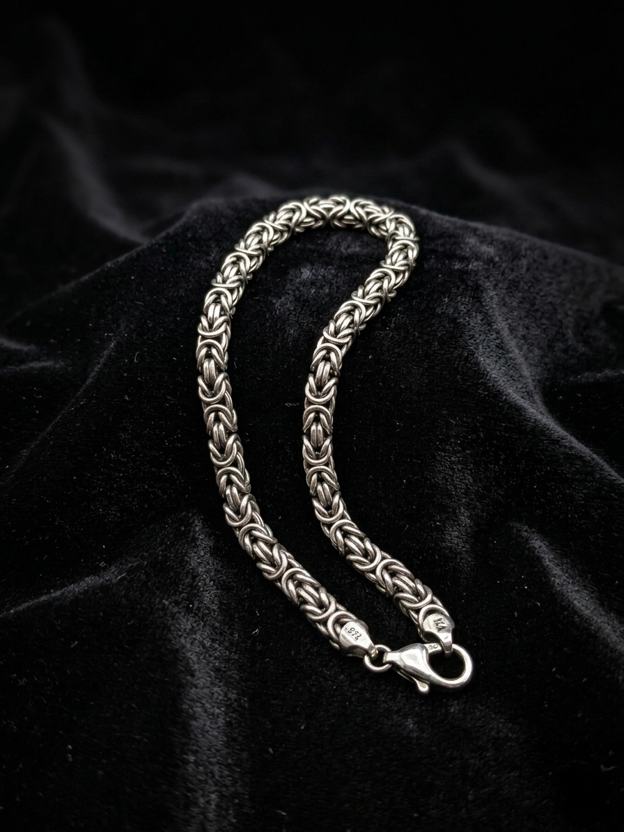 Handmade chainmail bracelet 
